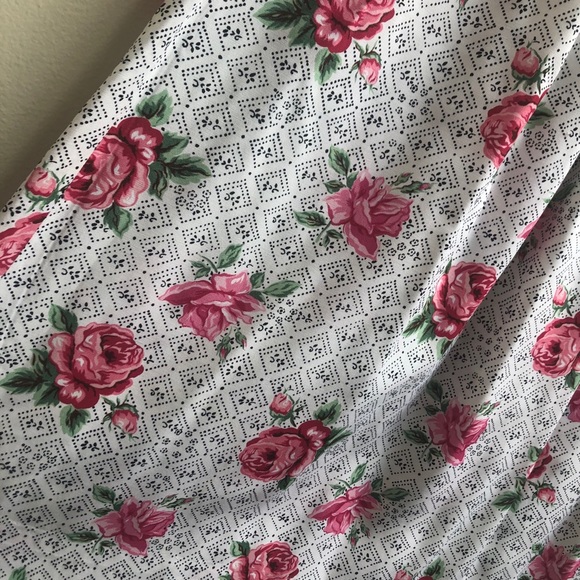 Vintage Cottagecore Floral Rose print skirt - Picture 5 of 7